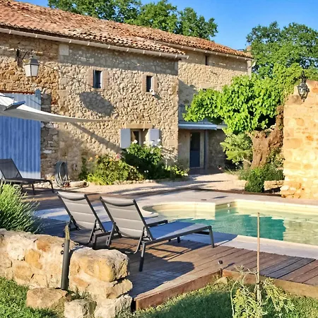 Mas Dadelais Hébergement de vacances *